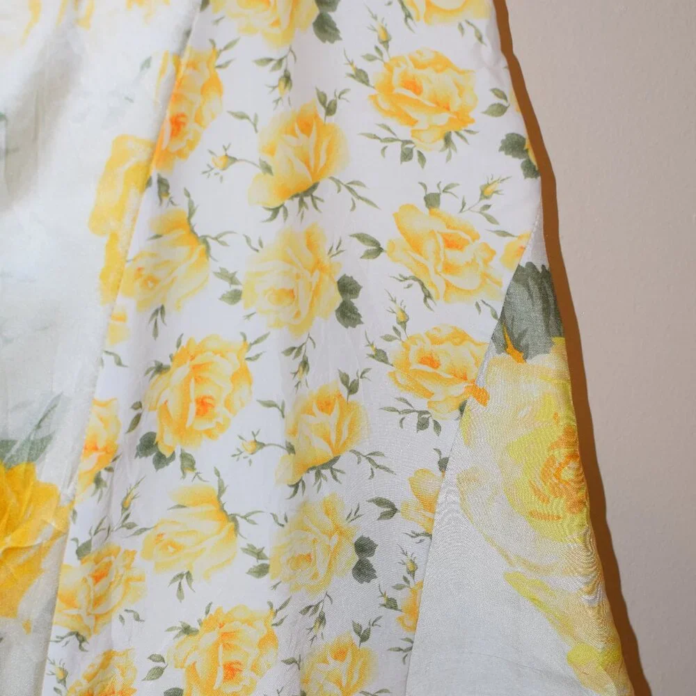 Banana Republic 100% Silk Yellow Floral Classic Skirt Church Wedding Career Wear